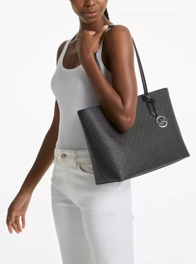 Sheila Large Signature Logo Tote Bag Sheila Large Signature Logo Tote Bag